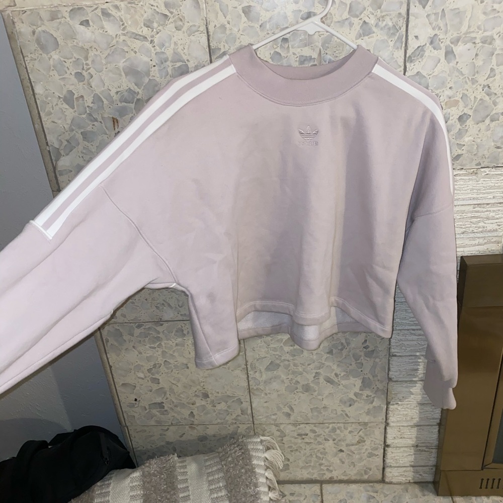 Adidas cropped sweatshirt only worn once.